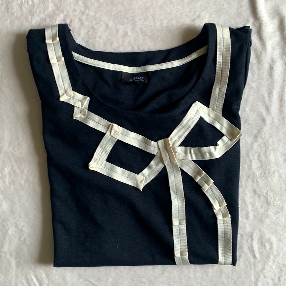 Next Maternity top size 4